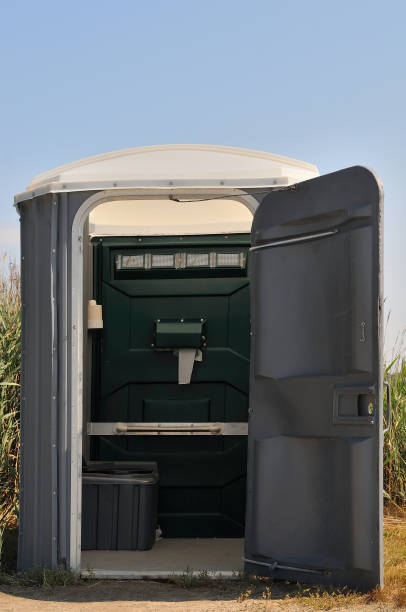 Best Luxury portable toilet rental  in Eglin Af, FL